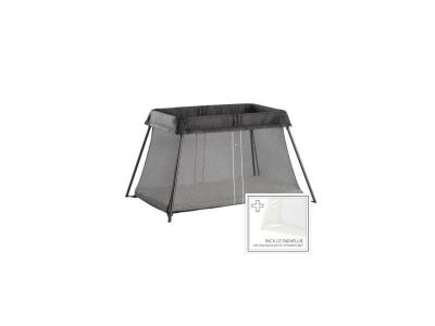 Lit parapluie BabyBj&ouml;rn Light Noir + Drap housse blanc 