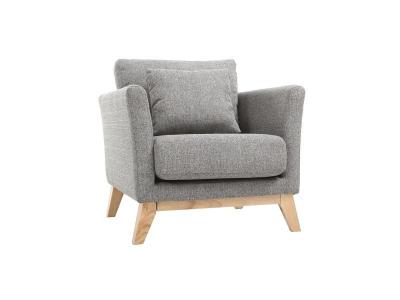 Fauteuil scandinave d&eacute;houssable en tissu gris clair et bois clair oslo