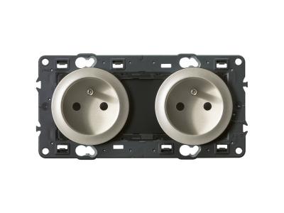 Double prise affleurante Legrand C&eacute;liane - 2P+T - aluminium
