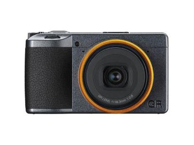 Ricoh GR III Street Edition + Batterie + Etui