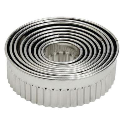 D&eacute;coupoir Rond Cannel&eacute; De 9 Emporte Pi&egrave;ces Inox - Lacor